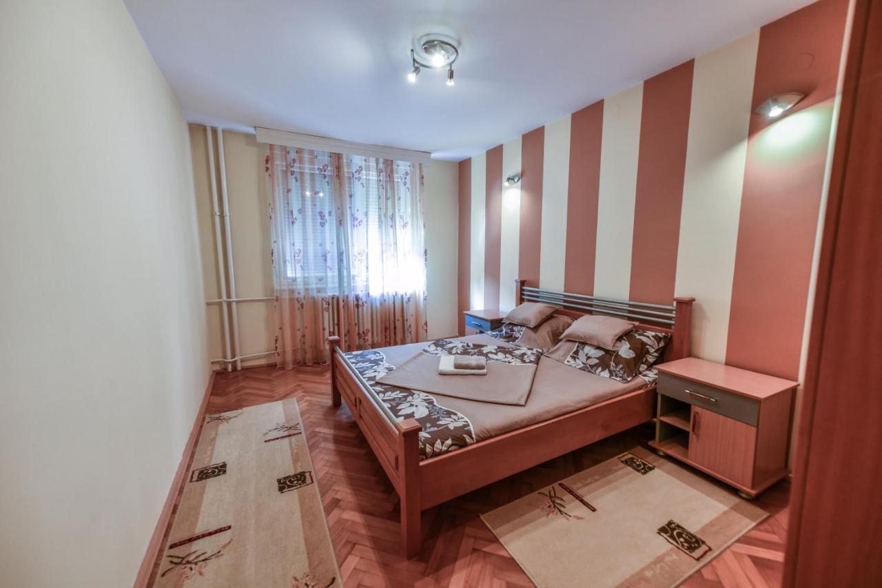 Lux Apartman Cvetkovic คราลเยโว ภายนอก รูปภาพ