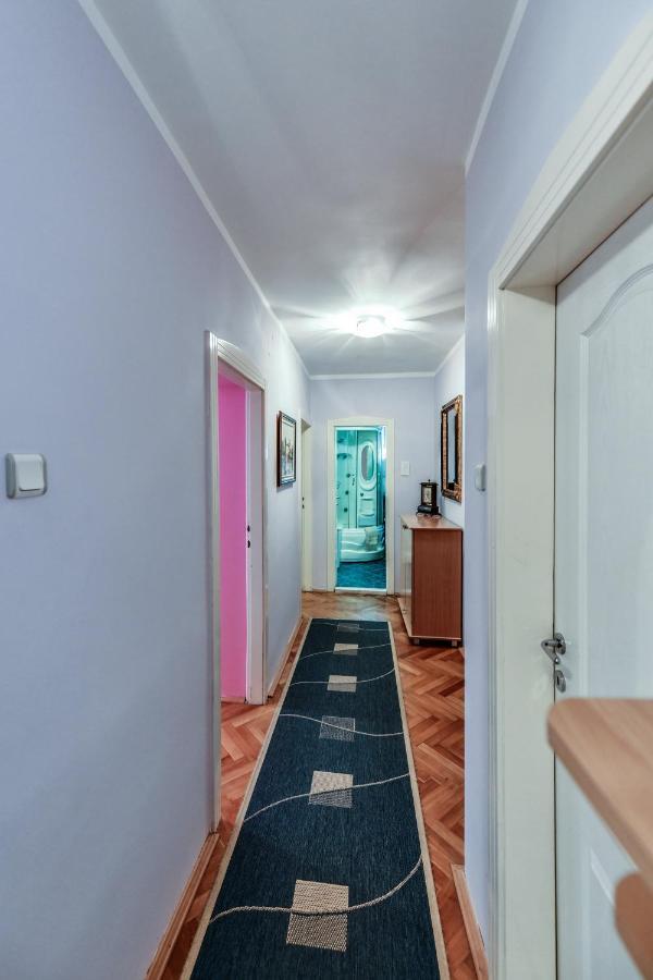 Lux Apartman Cvetkovic คราลเยโว ภายนอก รูปภาพ